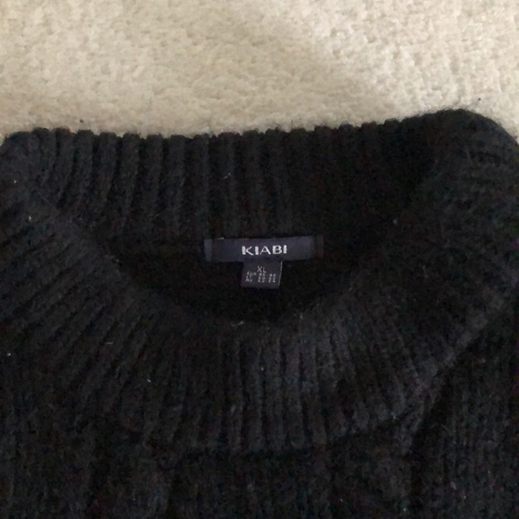 Chunky braided knit mock neck sweater - Picture 5 of 11